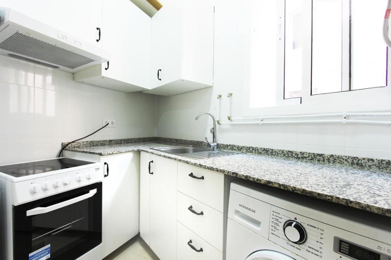 Two Bedroom Sant Antoni Barcellona